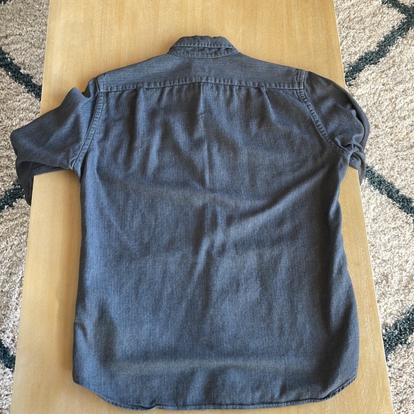 J. Crew Slim Fit Herringbone Button-down - Size S - Picture 3 of 9